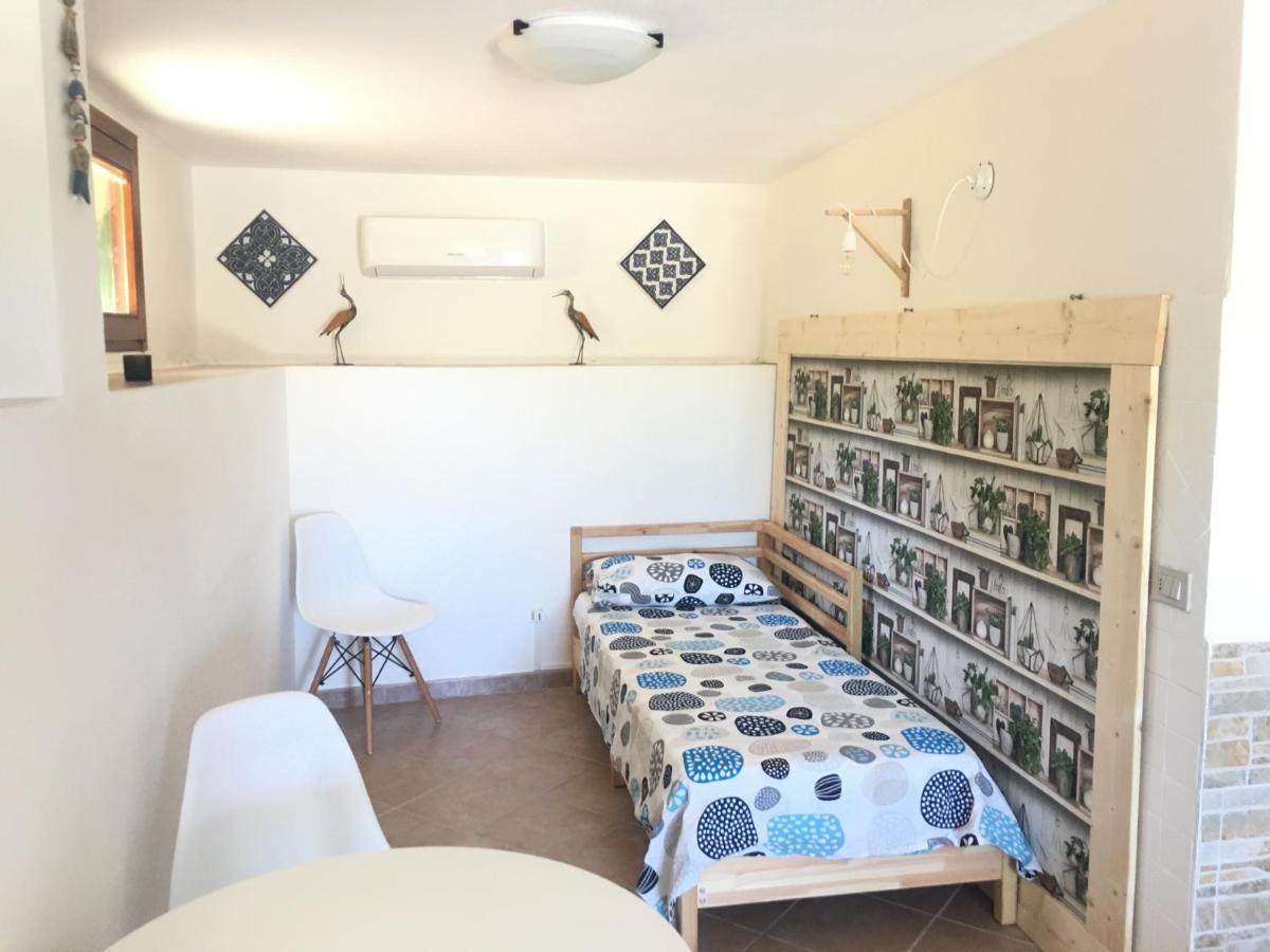 B&B Tavolara Puntaldia Buitenkant foto